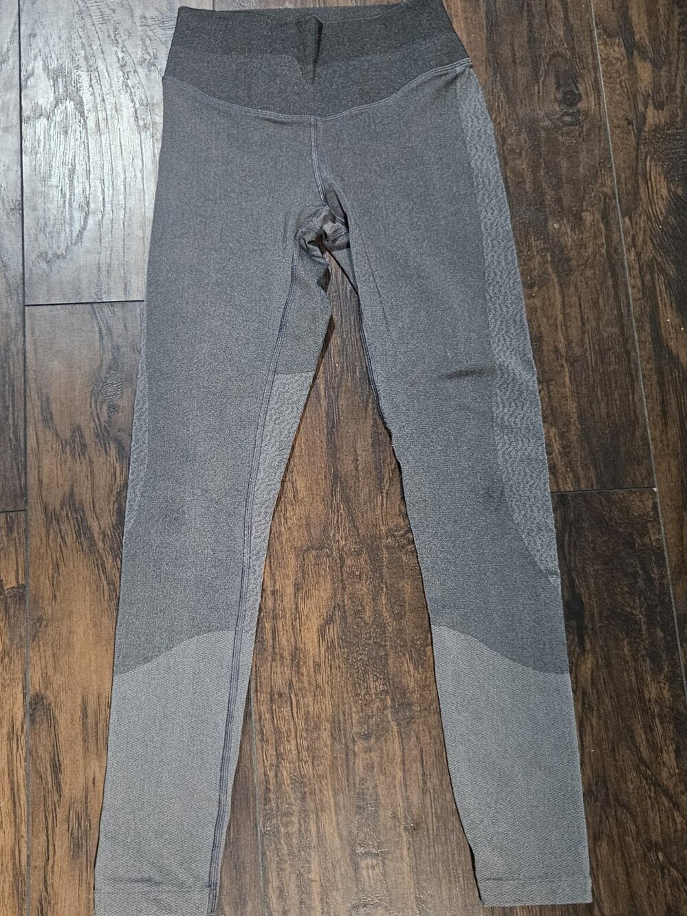 Lululemon Seamless training High-Rise tight 25" - Picture 2 of 5